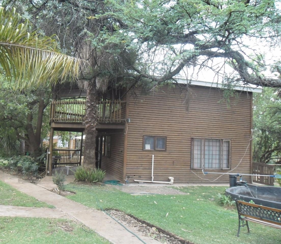 Commercial Property for Sale in Waterglen A H North West